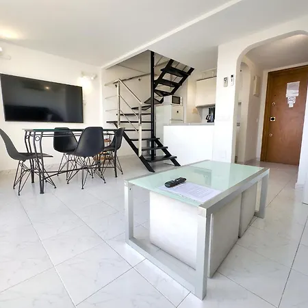 Skol 514 East Facing Duplex With Sea Views Апартаменты *