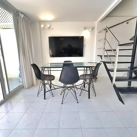 Skol 514 East Facing Duplex With Sea Views Марбелья