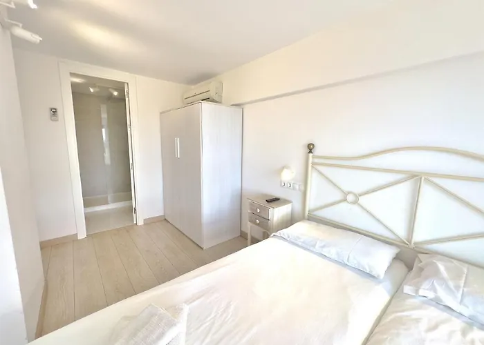 Апартаменты Skol 514 East Facing Duplex With Sea Views Марбелья